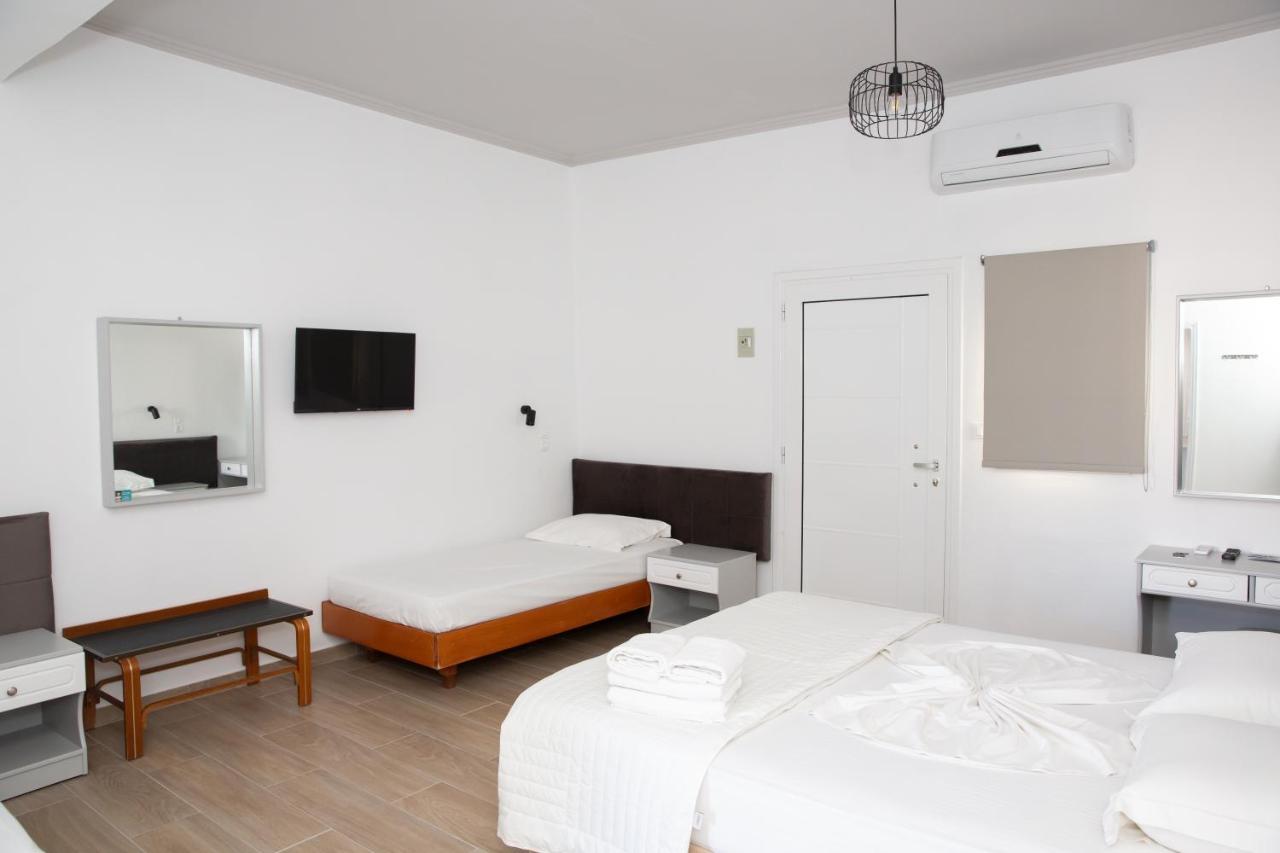 Sea Breeze 2 Apartments Мастрихари Екстериор снимка