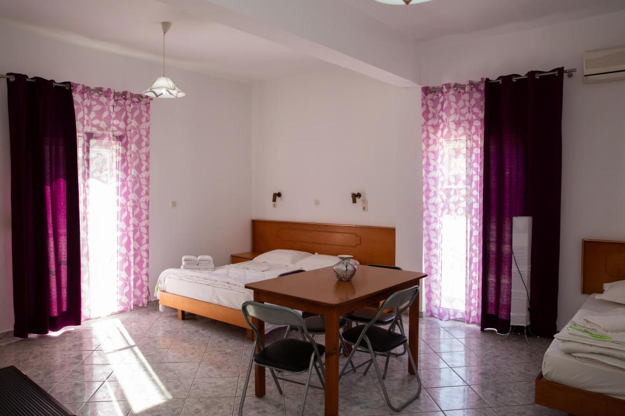Sea Breeze 2 Apartments Мастрихари Екстериор снимка